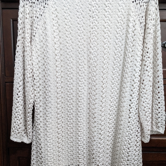 Covington Women's Long Sleeve Cream Colored Top. Size 1X - Picture 2 of 5